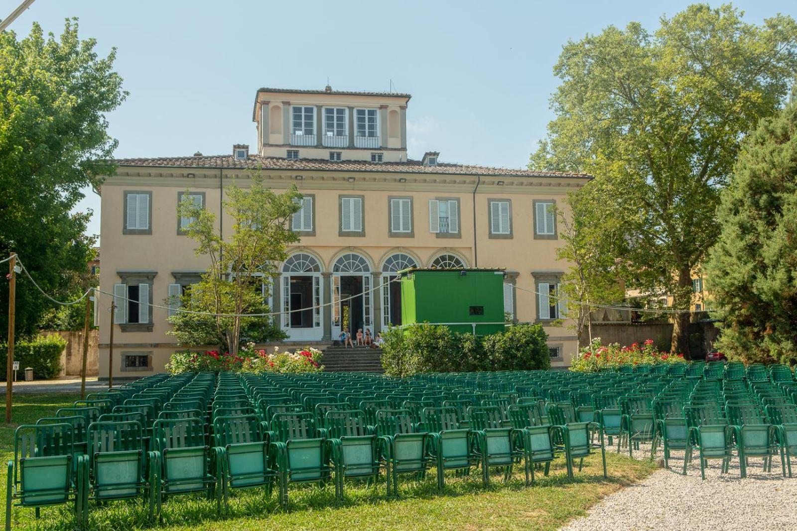Alimenta Open Space City Center Lucca Buitenkant foto